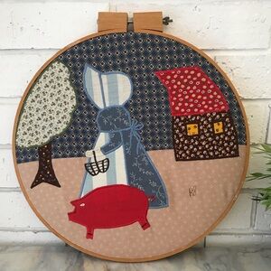 Vintage Wood Embroidery Hoop Wall Art Farmhouse Scene